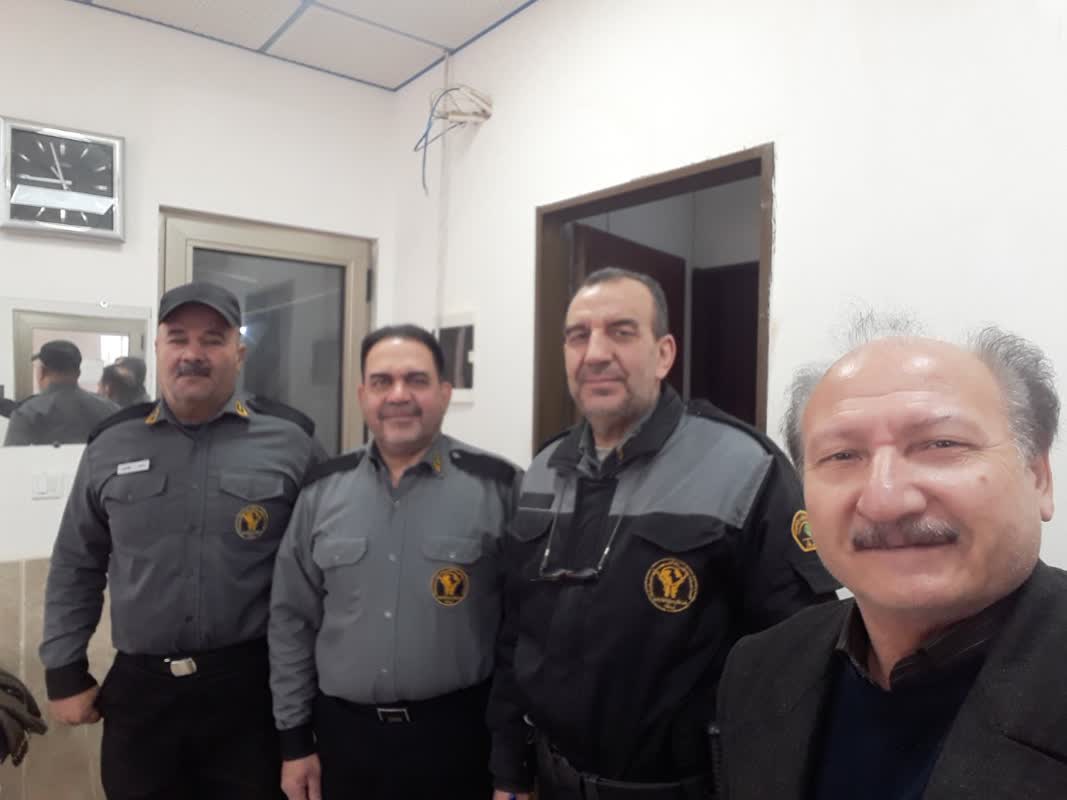 جلسه توجیهی پلیس یاران مستقر در پروژه اطمینان سازه رعد گستر